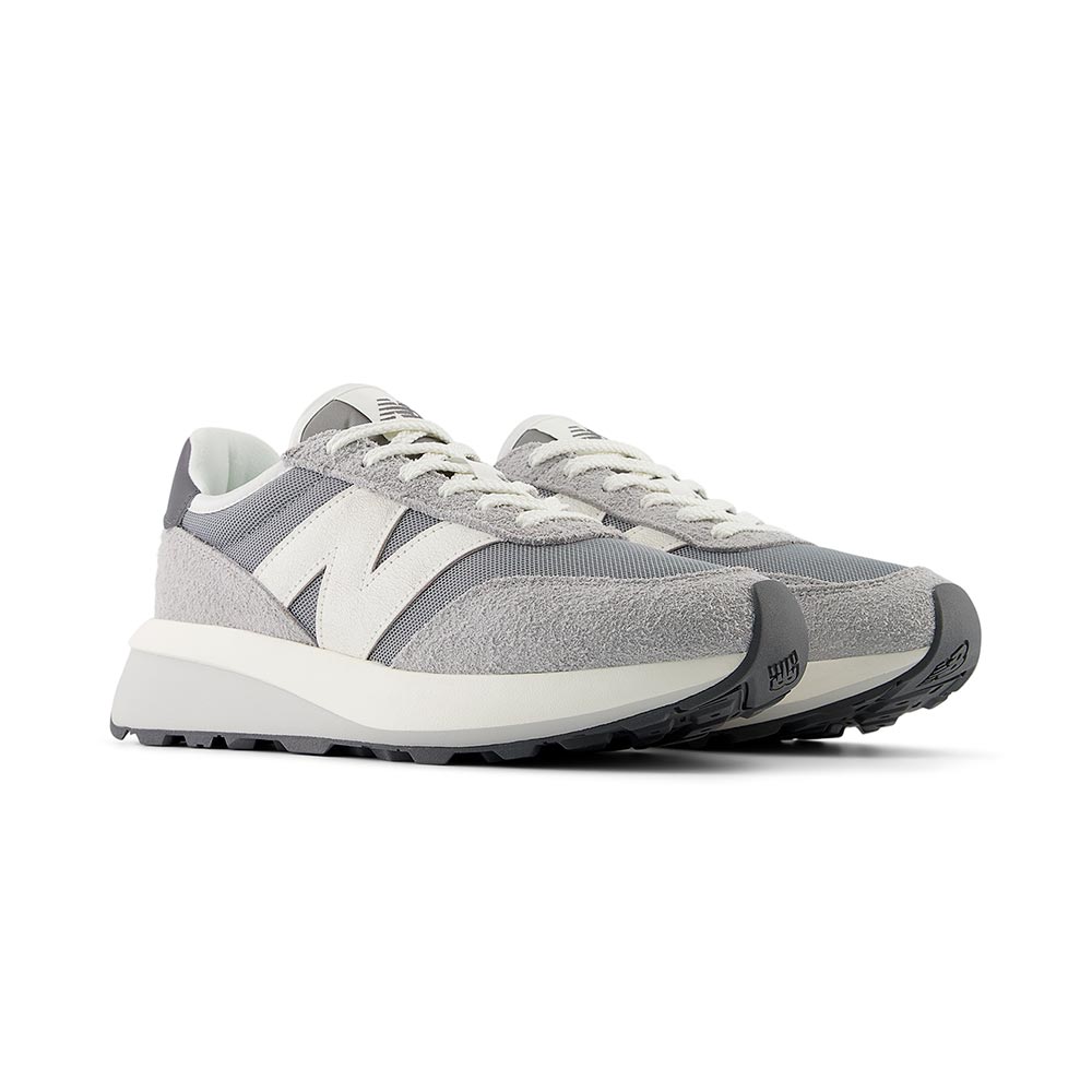 370 New Balance image number 2