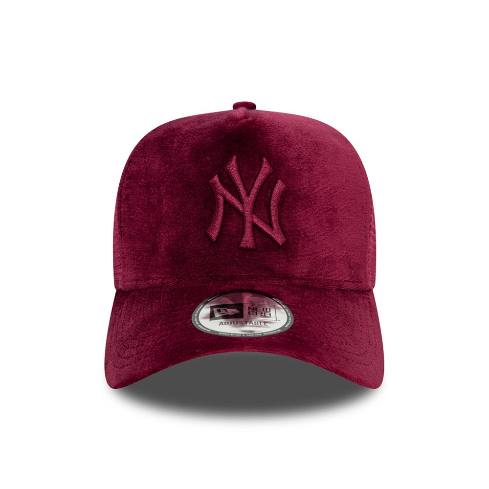 Wmns Velour Trucker New York Yankees Chj New Era image number 0