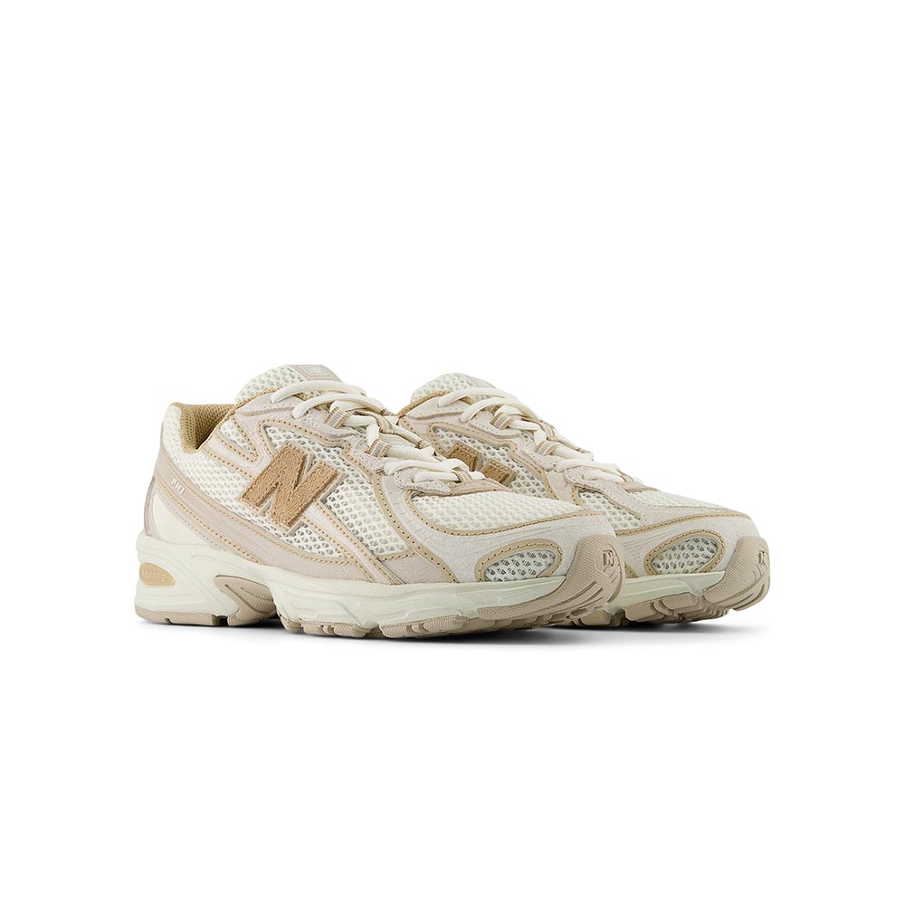740 New Balance Shoes image number 2